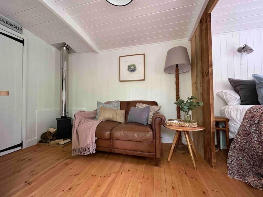 Cornwall Woodland Shepherd'S Hut Deirdres Hut Bodmin Ngoại thất bức ảnh