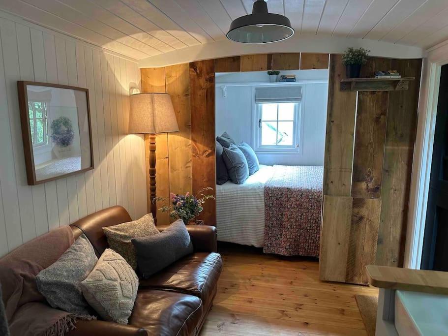 Cornwall Woodland Shepherd'S Hut Deirdres Hut Bodmin Ngoại thất bức ảnh